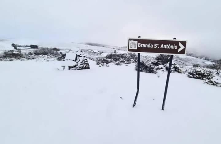 Branda de Santo António Cardenha Da Bessadaヴィラ エクステリア 写真